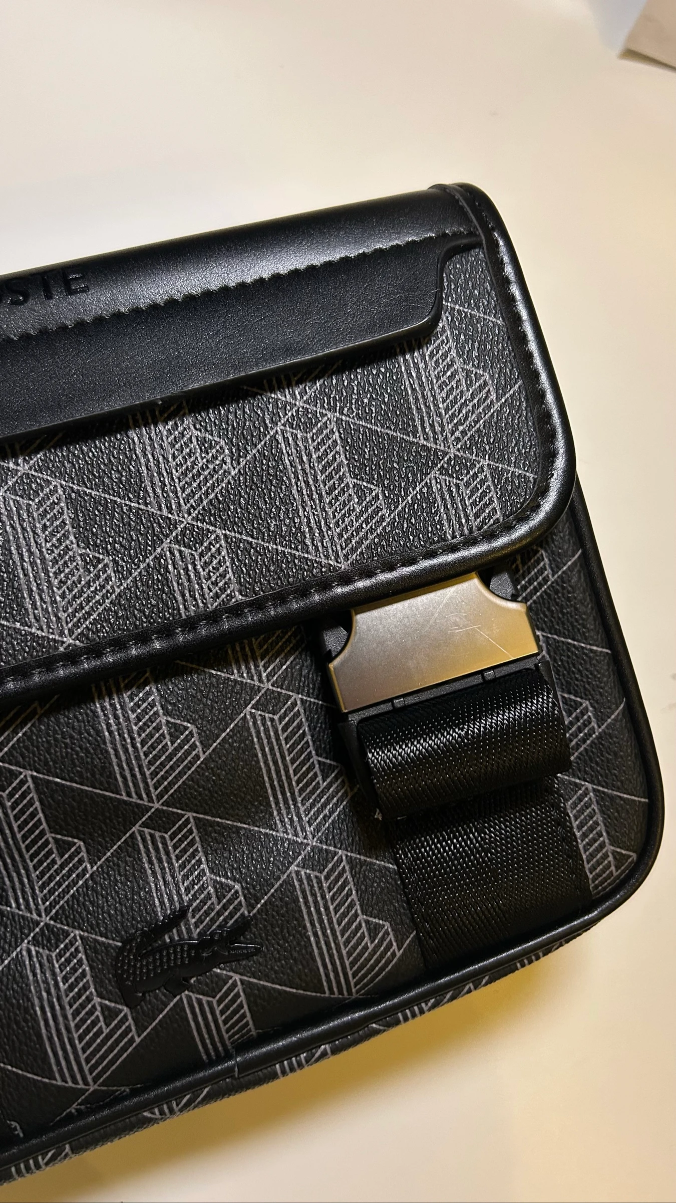 Lacoste Satchel – photo 4